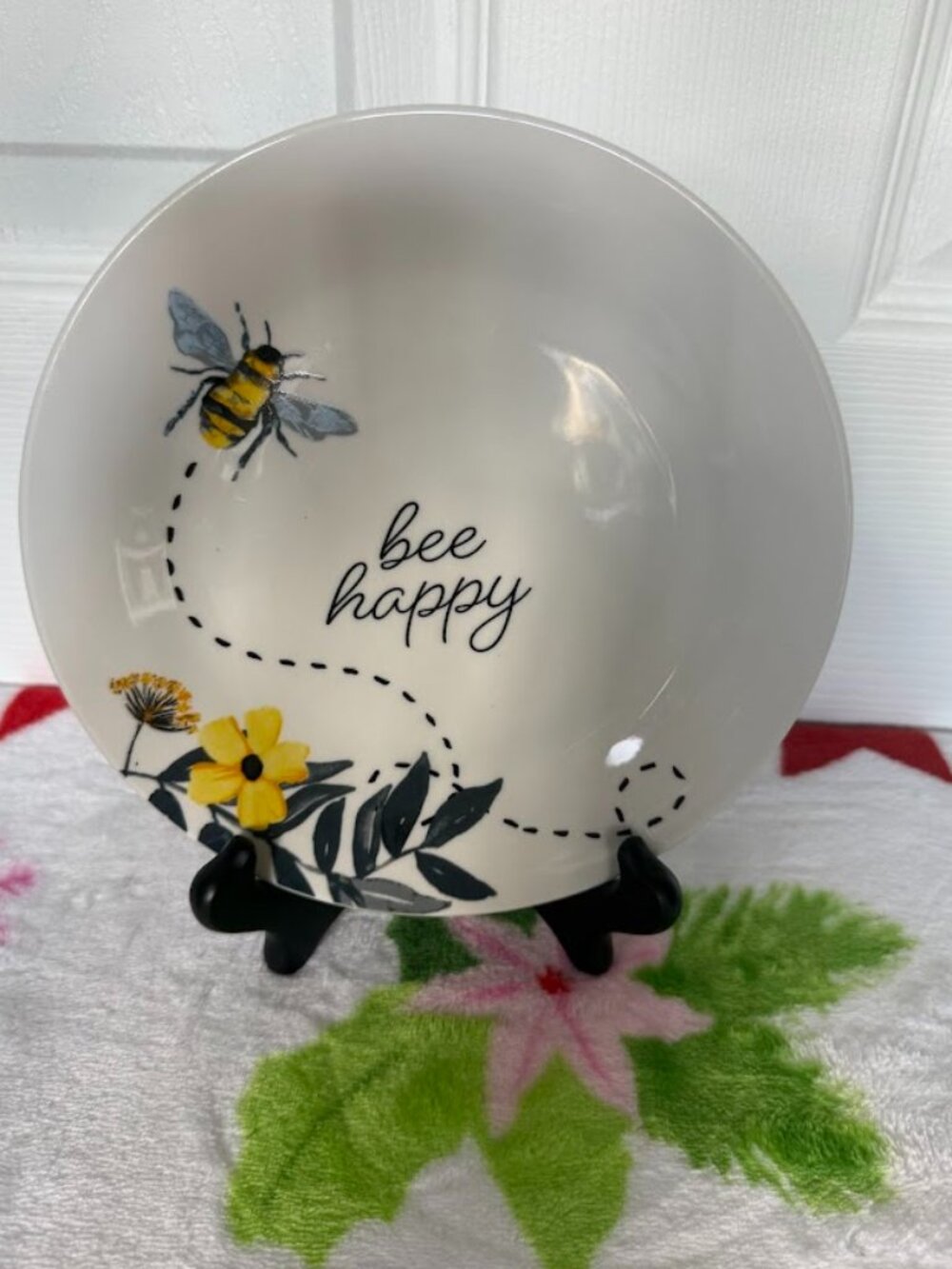 Royal Norfolk Bee Happy 7.5” Stoneware Appetizer Salad Plates